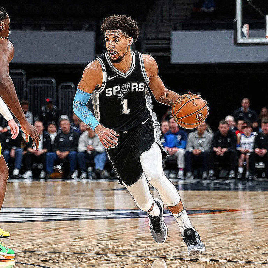 Minnesota mở màn tại Miami: LaMelo Ball, 303 trận chưa một phút playoff và bài toán Gobert ở tuổi 34