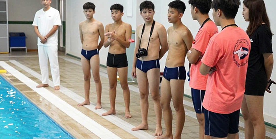 Khoảng trống 15 mét: điều bơi lội Việt Nam chưa đo được sau mỗi lần chạm thành