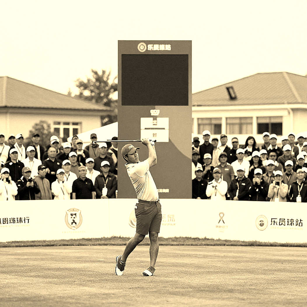 Tiger Woods trở lại Pebble Beach: cú sắt mượt và khoảng trống dữ liệu trước Masters 2026