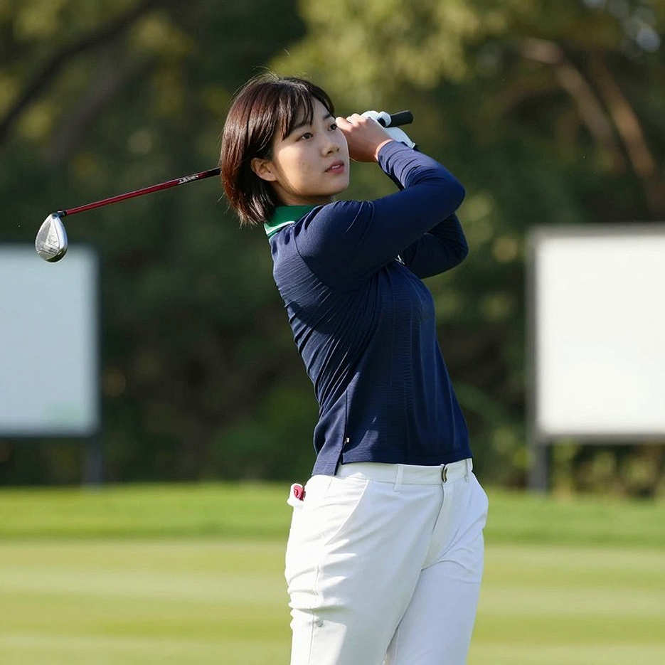 Tiếng ồn và tín hiệu ở làng golf: khi người viết phải nói “chưa thể đánh giá”