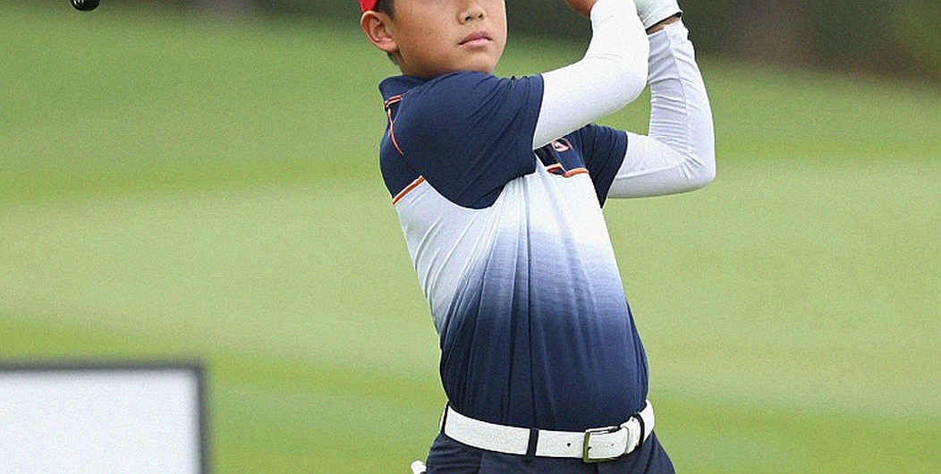 Bermuda Championship rút còn 54 hố: Smotherman và Power đánh playoff dưới gió Port Royal