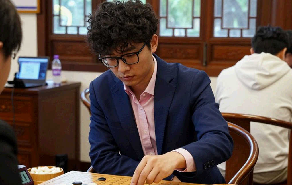ChessBase Magazine số 225: Gói huấn luyện đa định dạng và khoảng cách giữa tiêu đề với nội dung