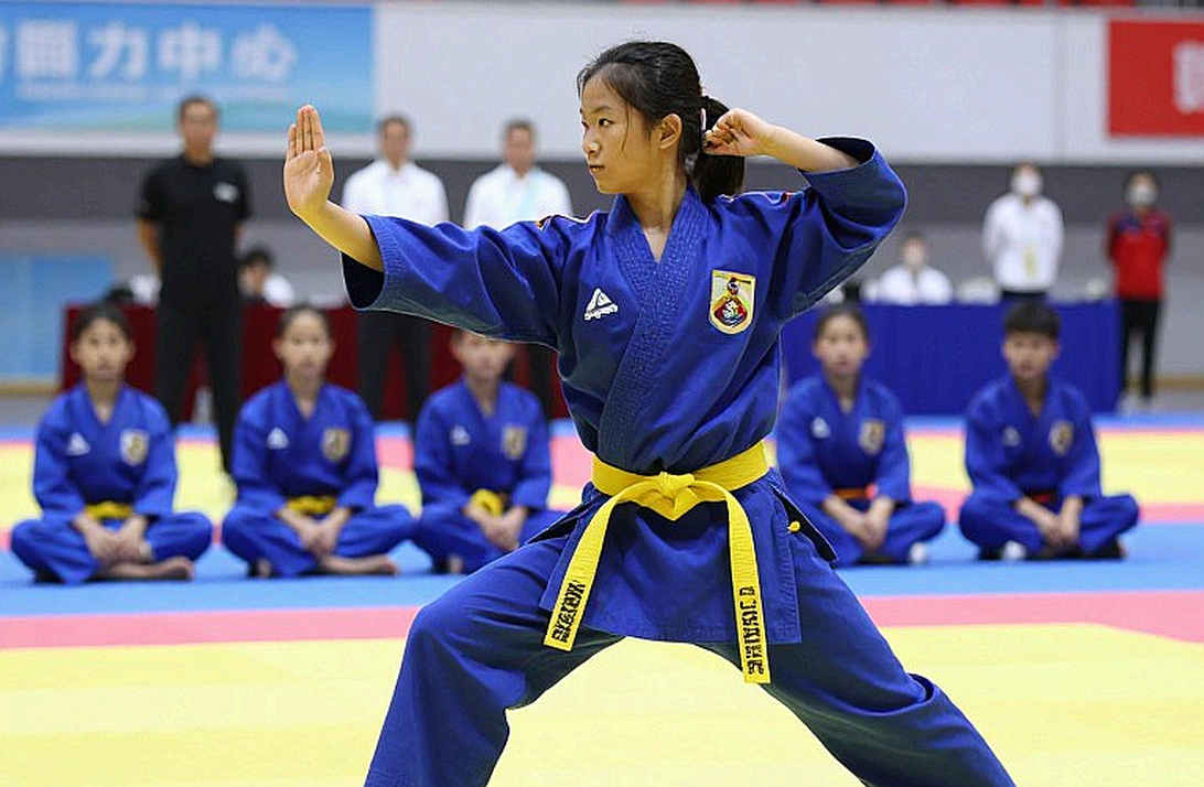 Khi bảng phân tích trả về trang trắng: giới hạn của dữ liệu tự động trong võ thuật Khi bảng phân tích trả về trang trắng: giới hạn của dữ liệu tự động trong võ thuật
