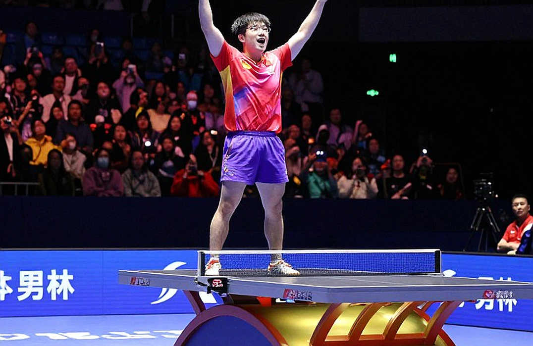 TT Kidz của Table Tennis England: 70 tấm thẻ hoạt động, nhịp 15 phút, và phép đo còn thiếu