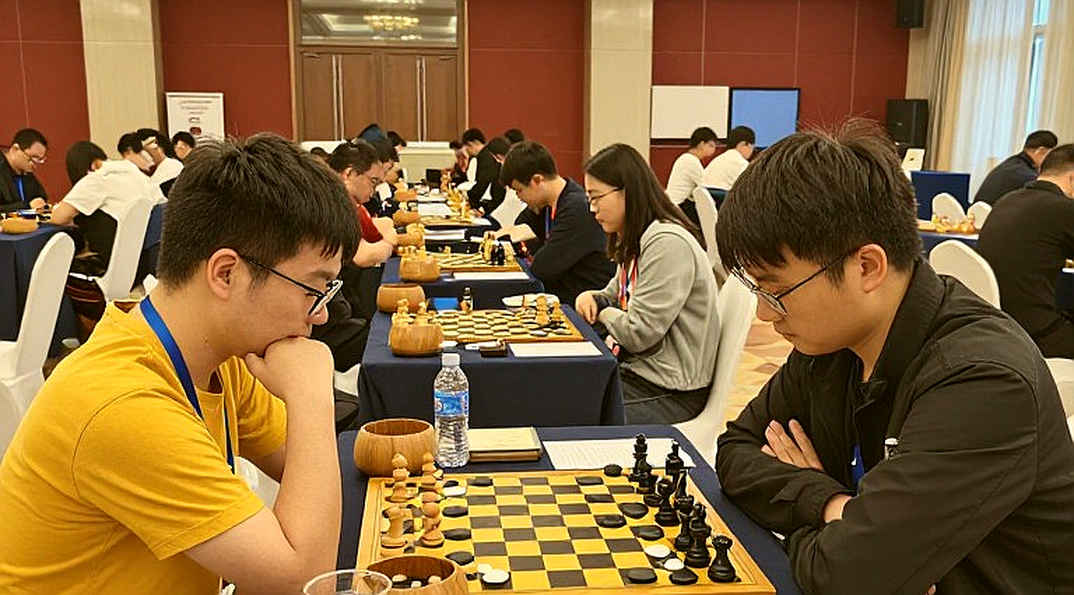 Jacobson - Vakhidov tại UzChess Cup: khai cuộc gây bất ngờ không phải khai cuộc ưu việt